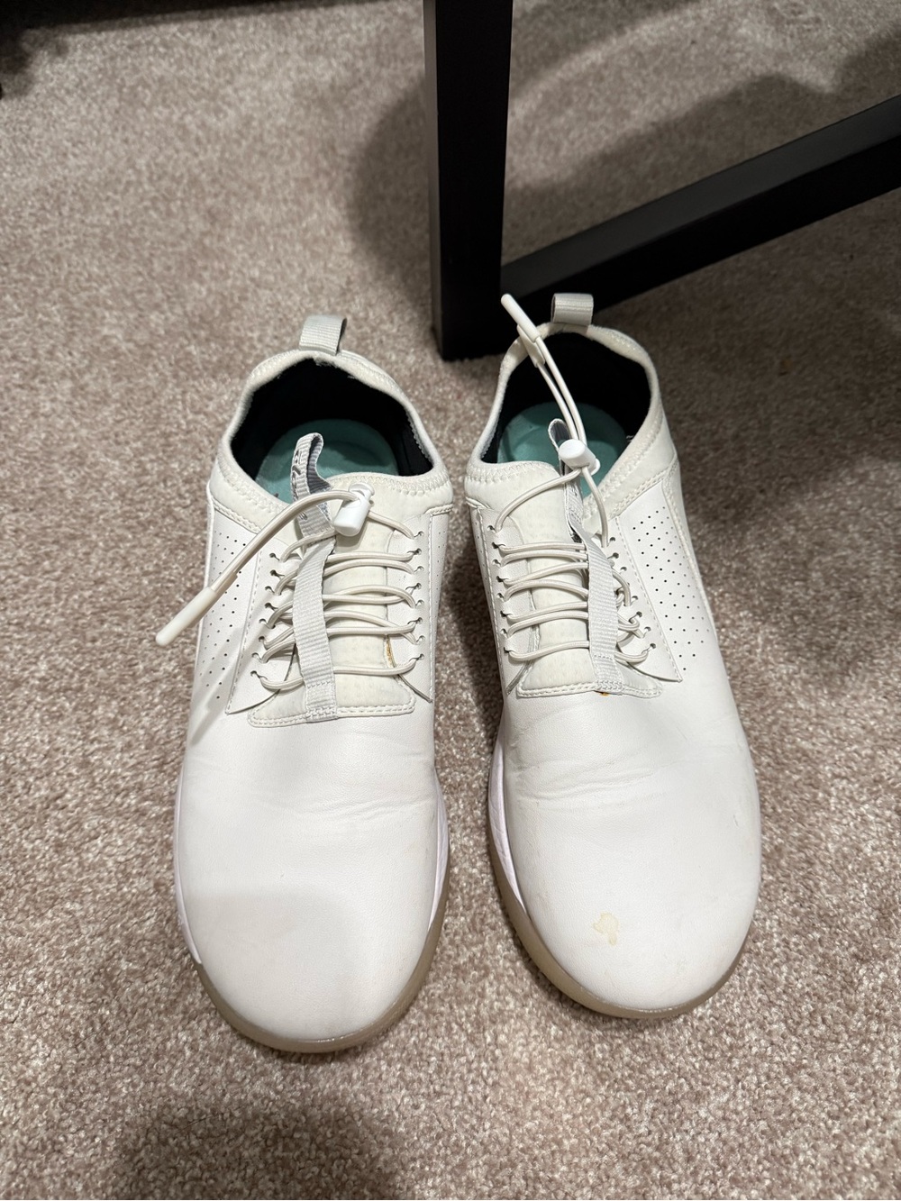 Clove Nursing Shoes